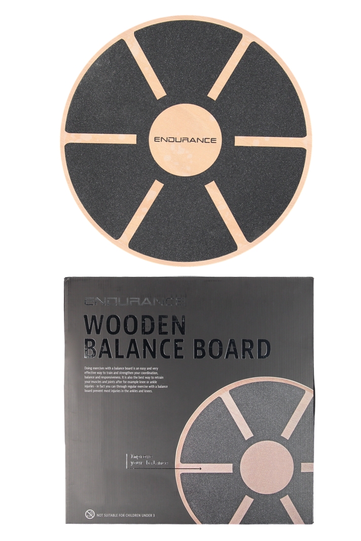 WOODEN BALANCE BOARD